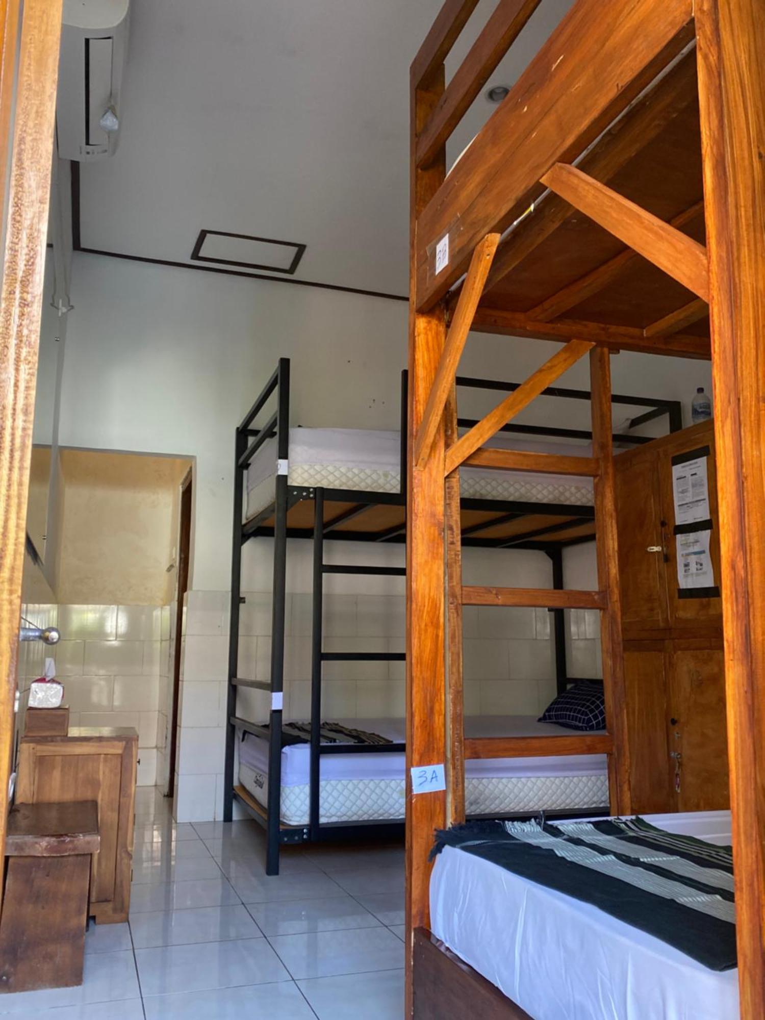 My Art Hostel Batununggul Extérieur photo