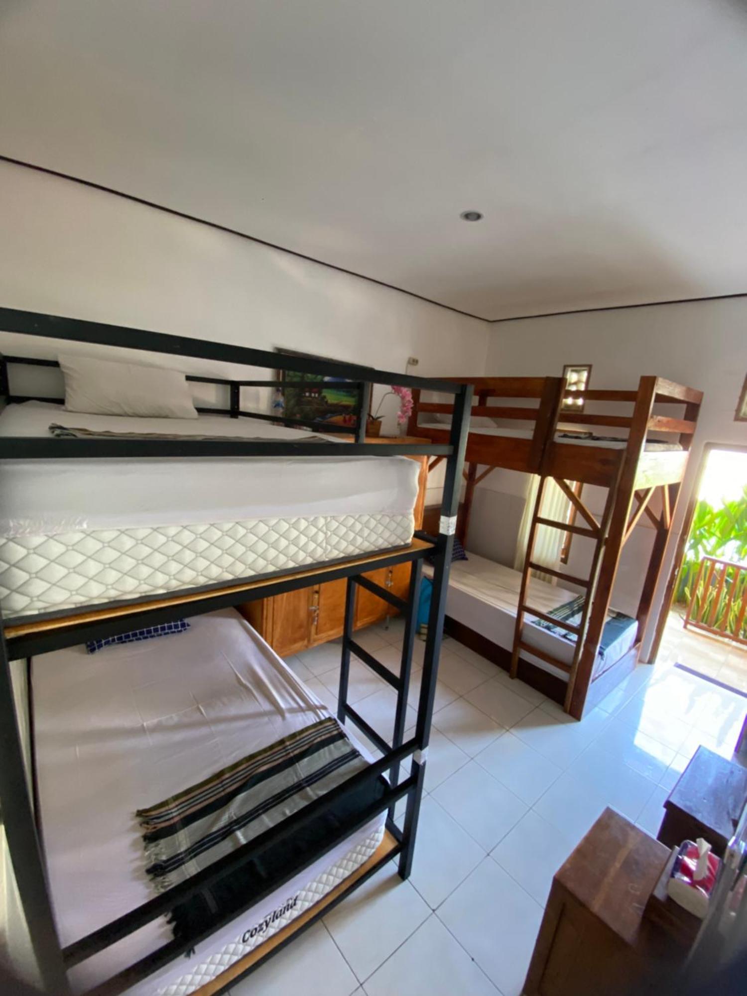 My Art Hostel Batununggul Extérieur photo
