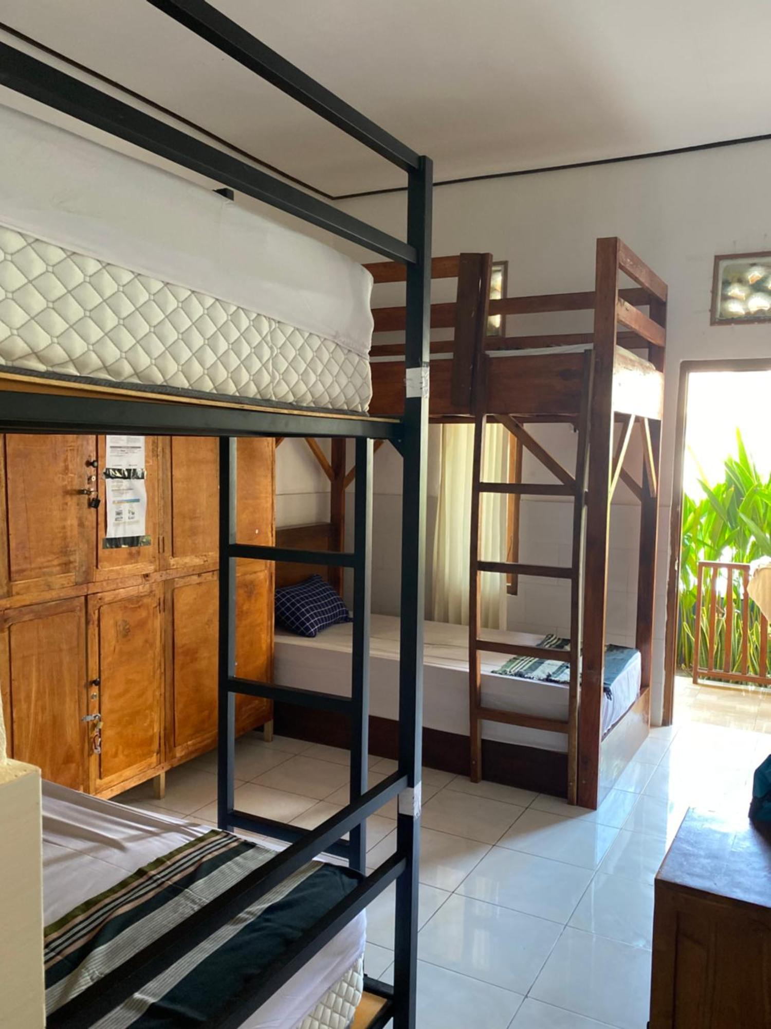 My Art Hostel Batununggul Extérieur photo