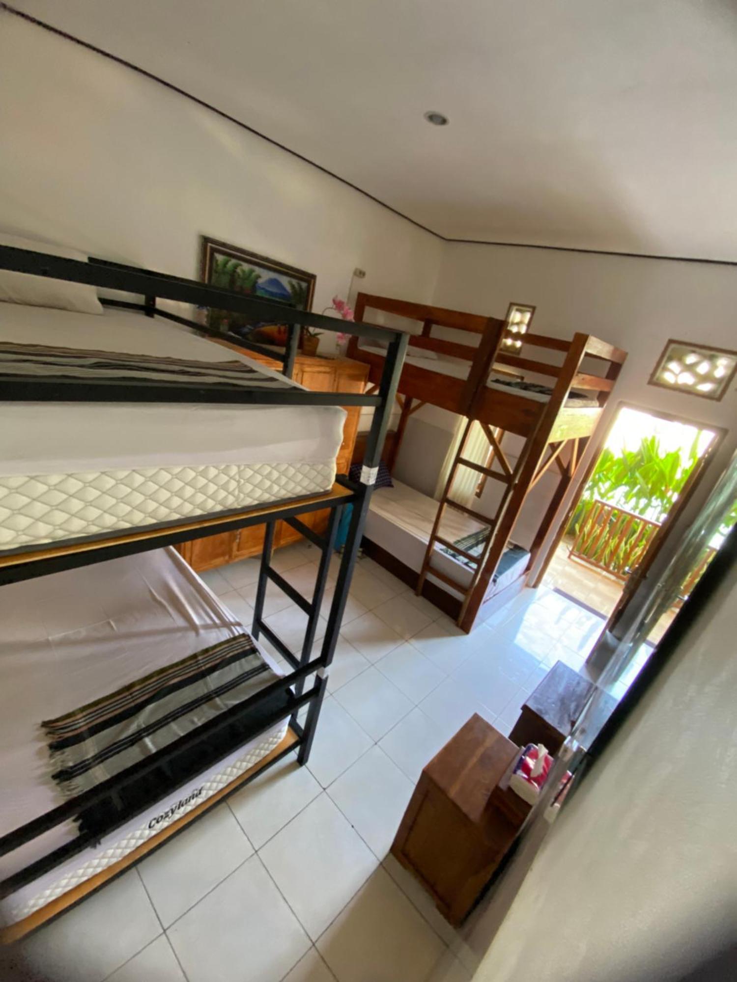 My Art Hostel Batununggul Extérieur photo