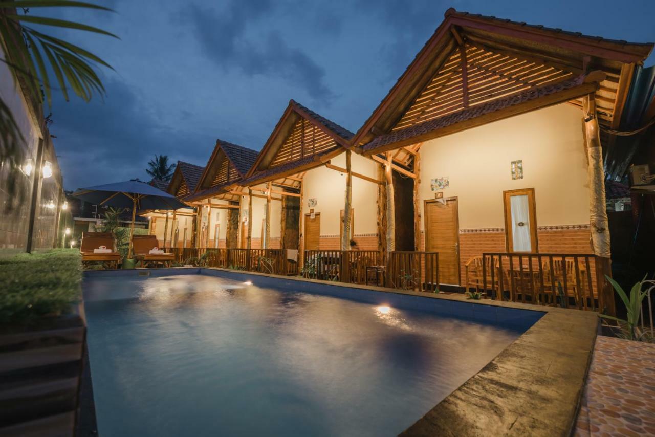 My Art Hostel Batununggul Extérieur photo